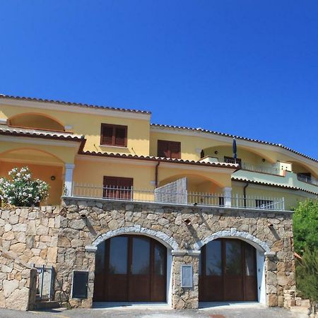 Seaview Apt Solita Budoni Exterior photo