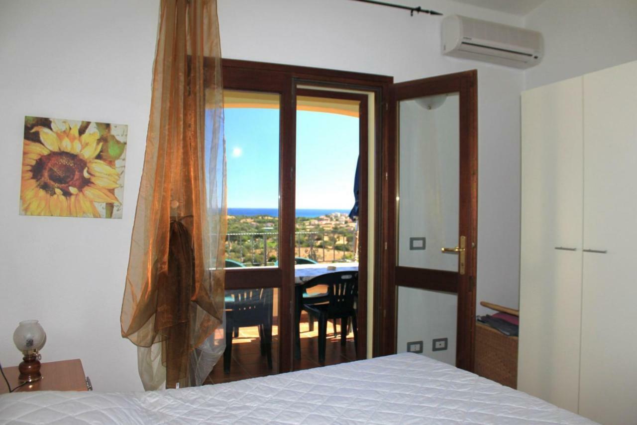 Seaview Apt Solita Budoni Exterior photo