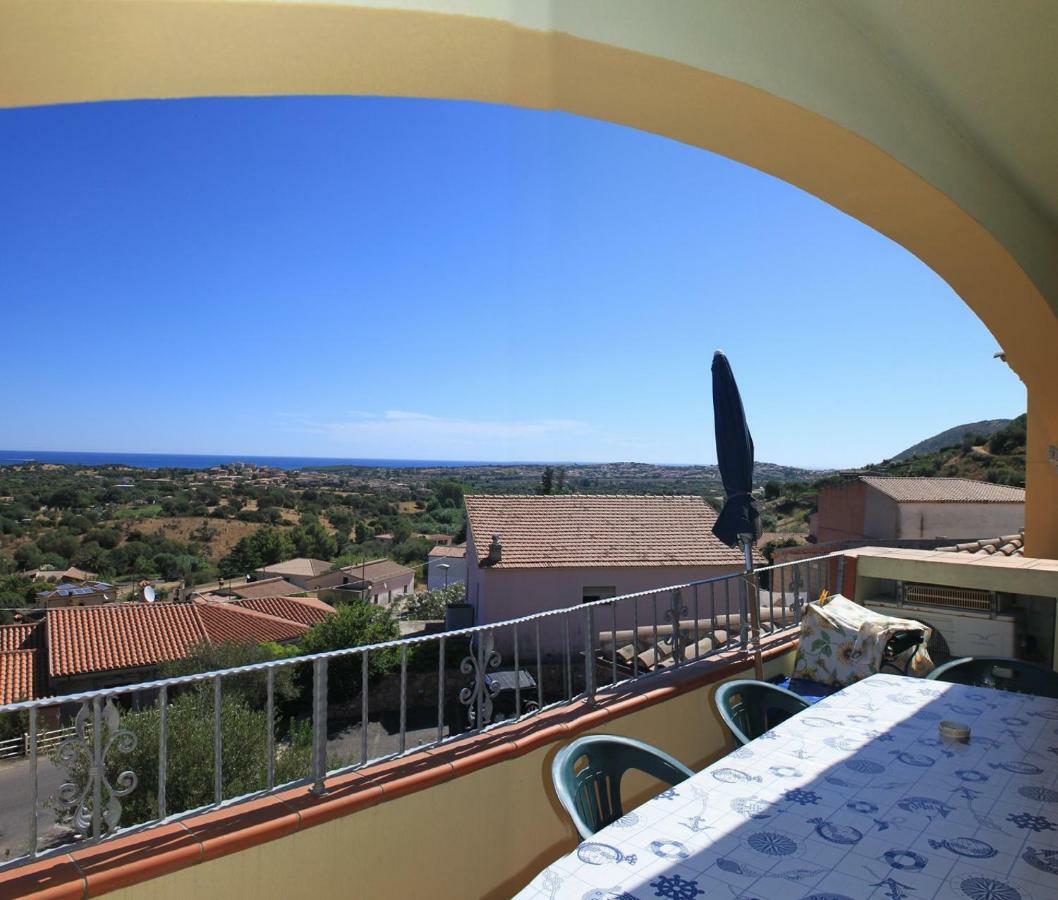 Seaview Apt Solita Budoni Exterior photo
