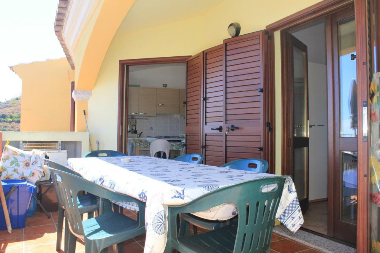 Seaview Apt Solita Budoni Exterior photo